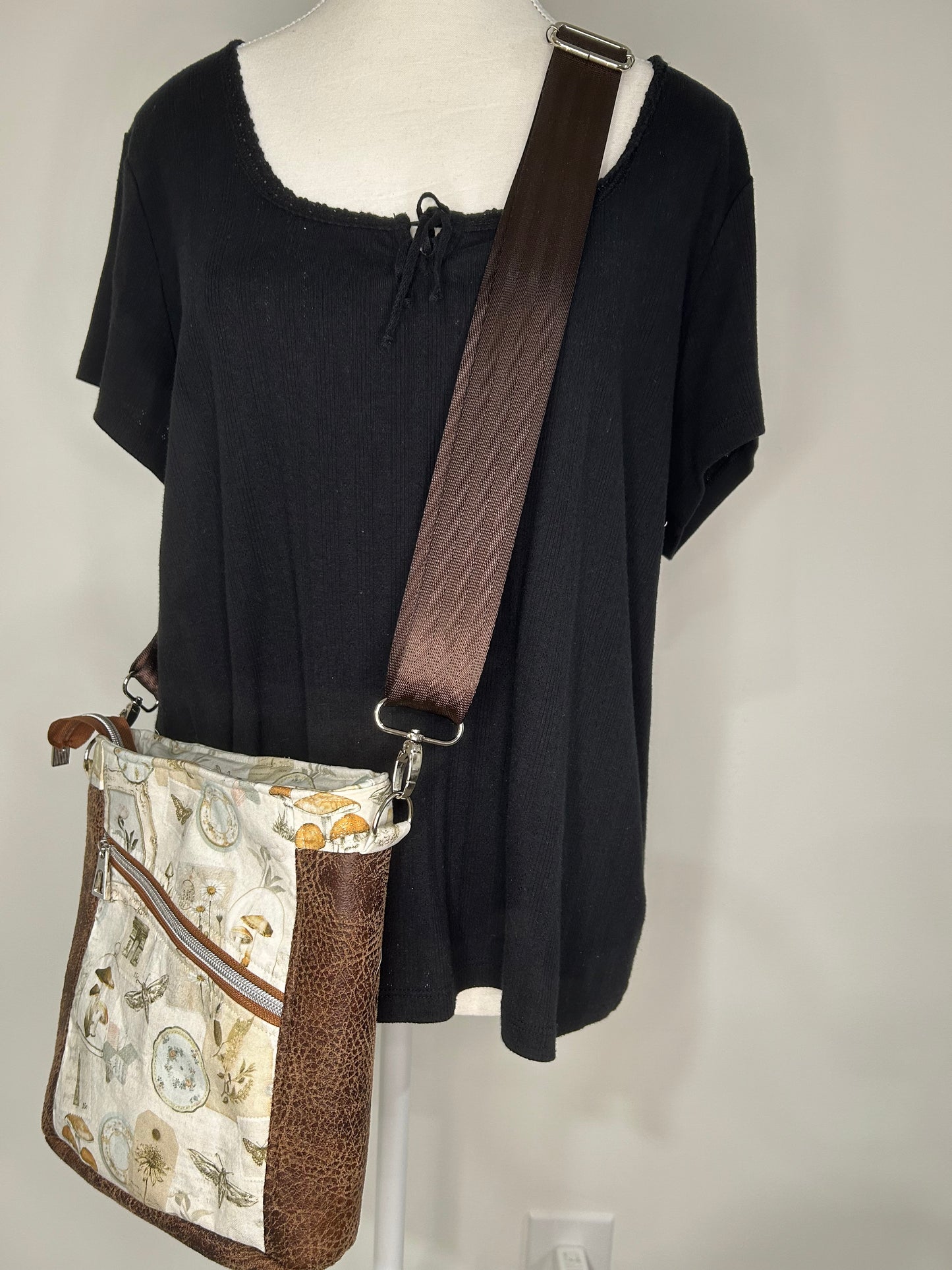 Nature Teloujay 2.0 Crossbody / Shoulder Purse Bag
