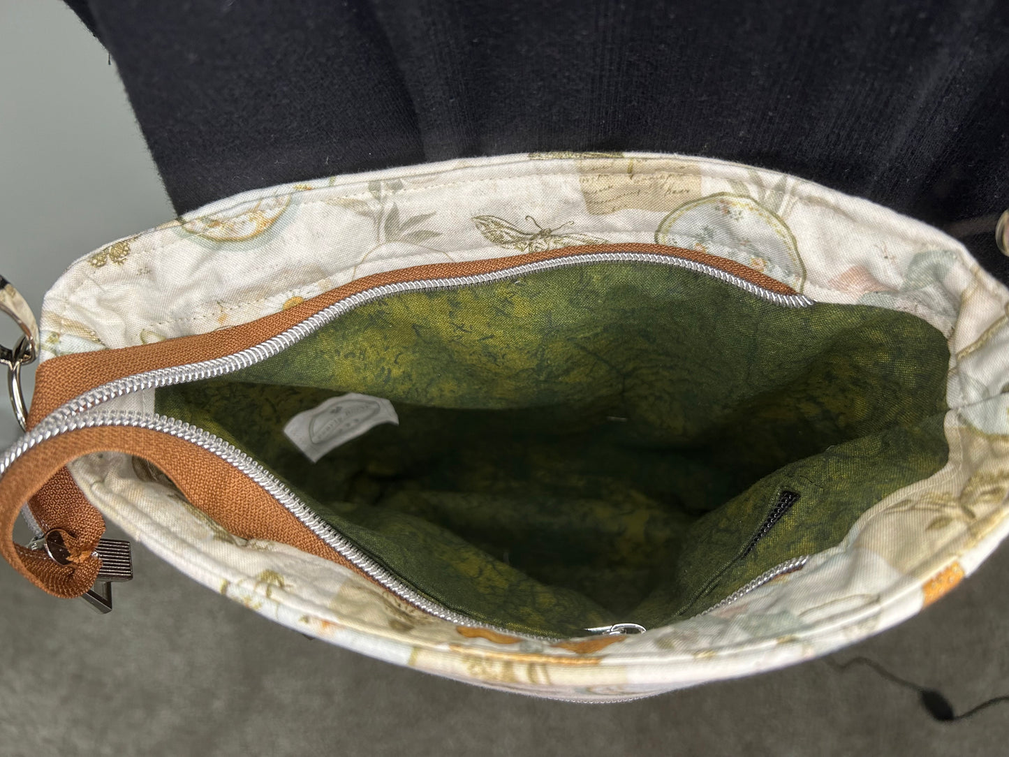 Nature Teloujay 2.0 Crossbody / Shoulder Purse Bag