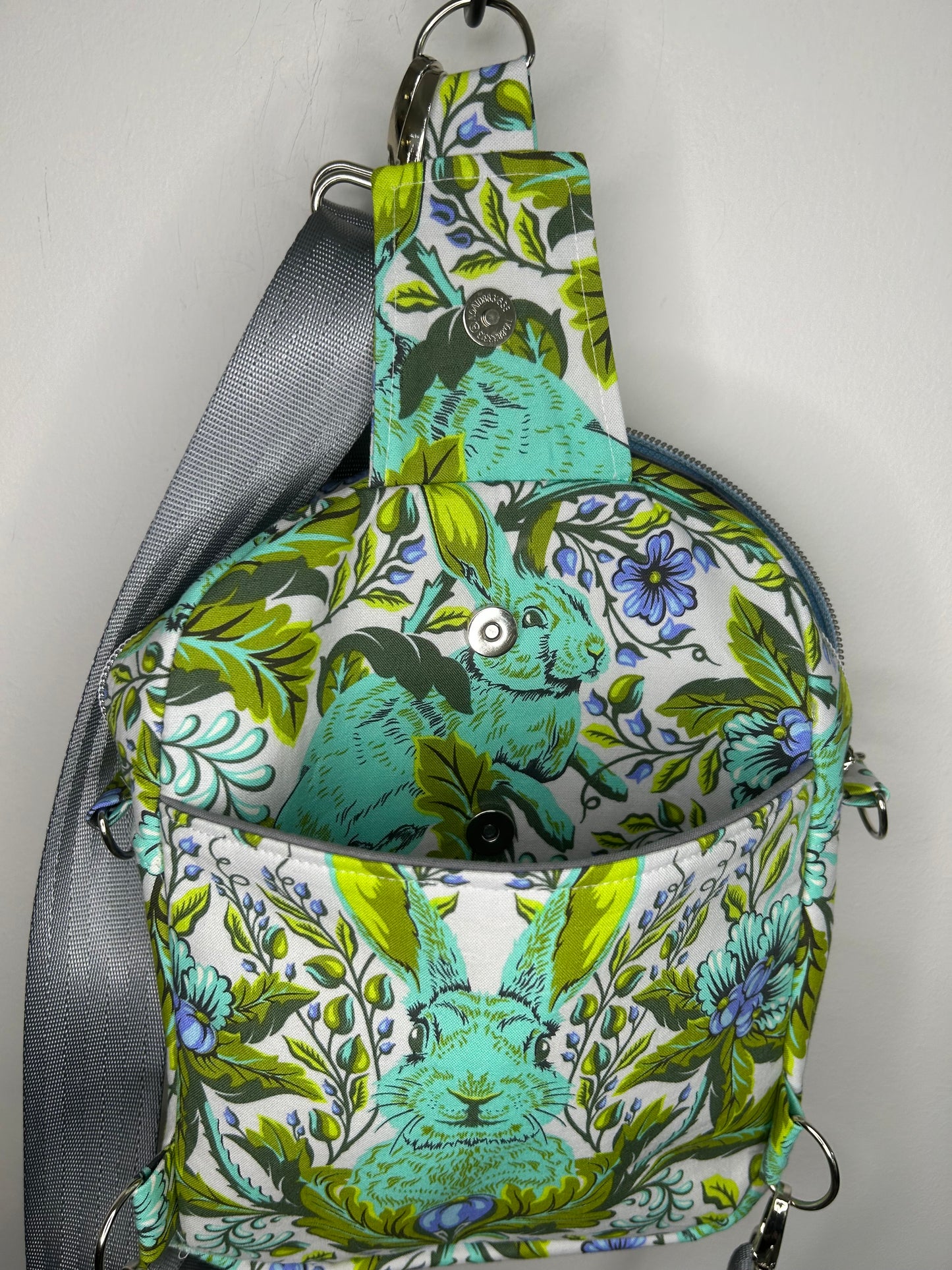 4 in 1 Rabbit Pebble Convertible Bag