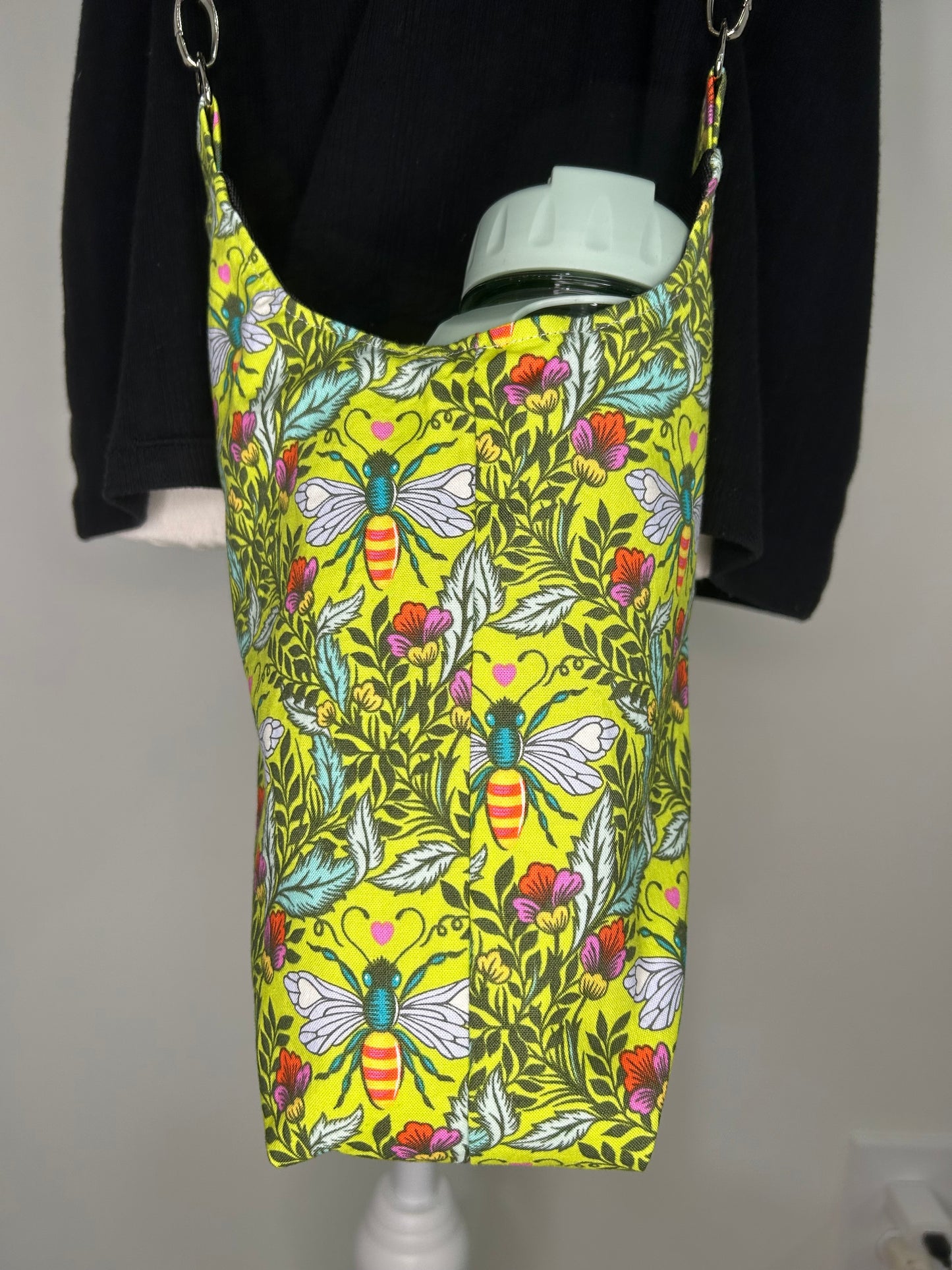 Bee Nice Water Bottle Bag