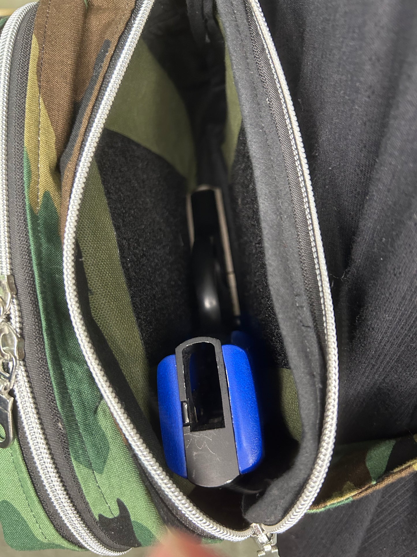 Unisex Camouflage Concealed Carry Sling/Waist Bag