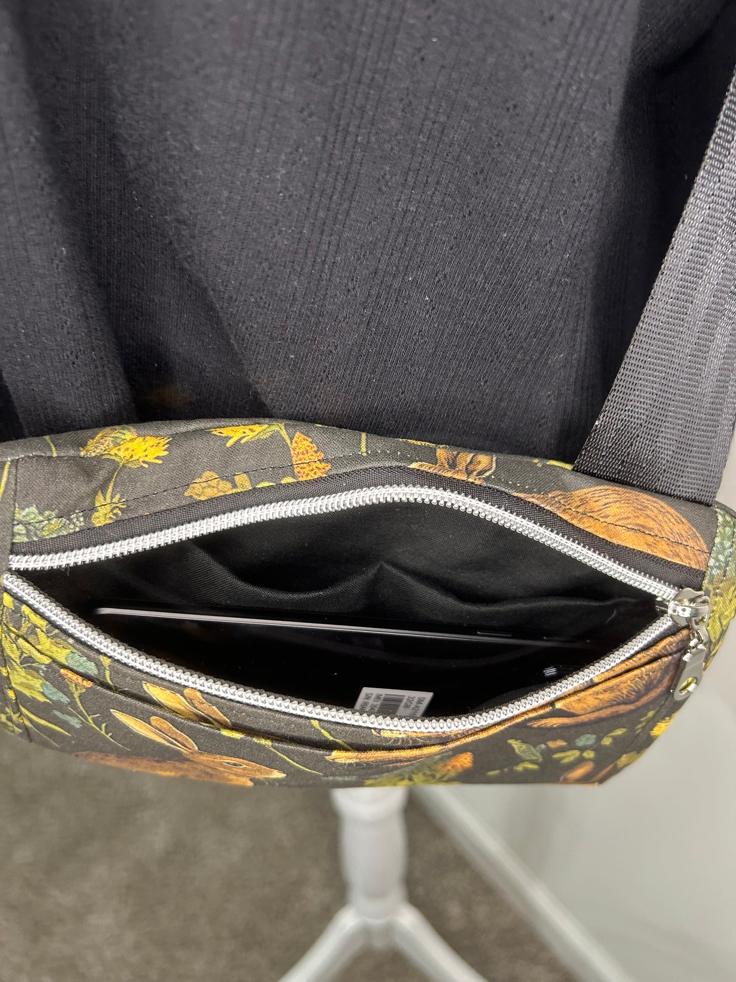 Hip Hop Amplector Crossbody Bag