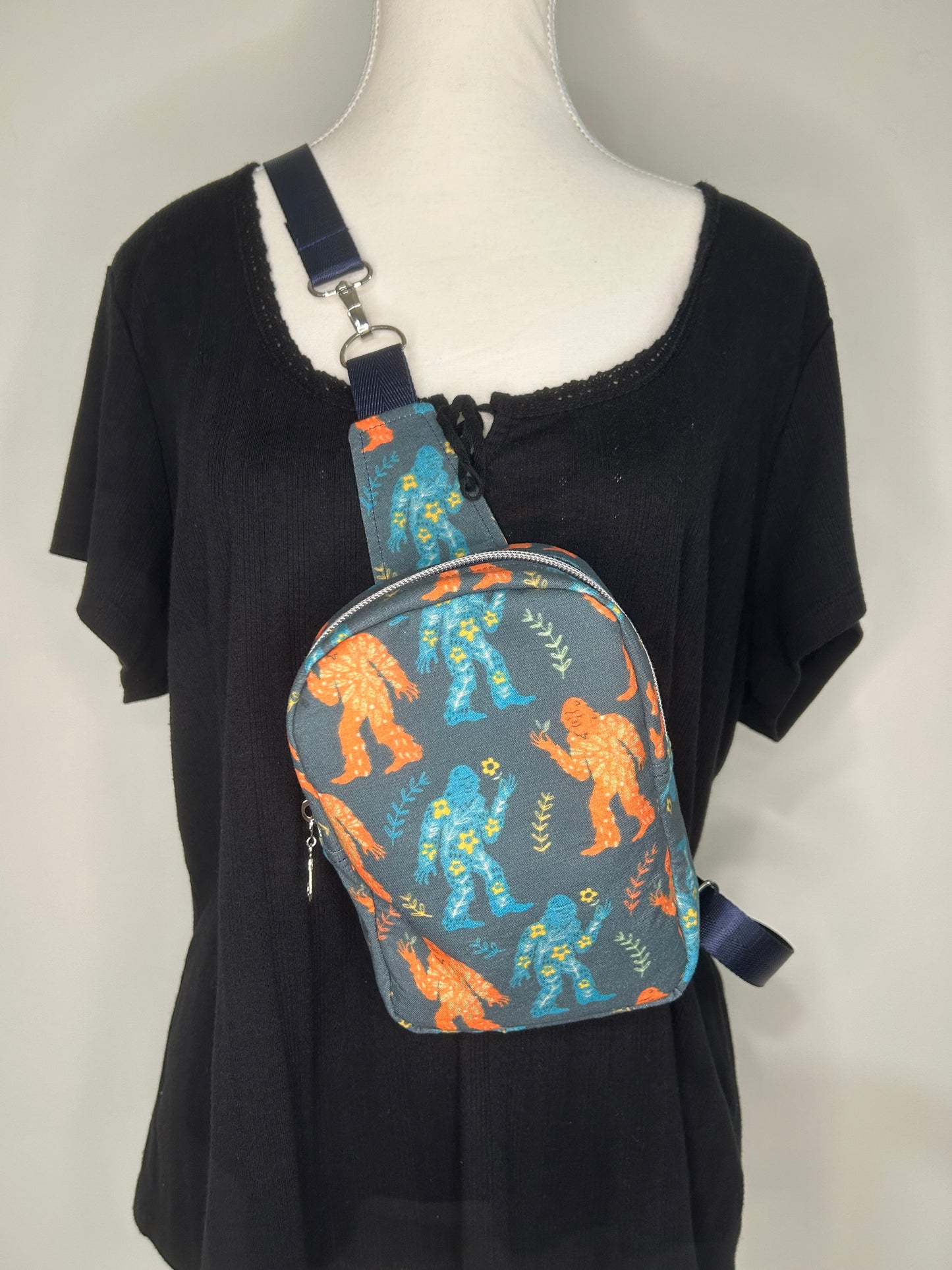 Bigfoot Andie Sling Bag