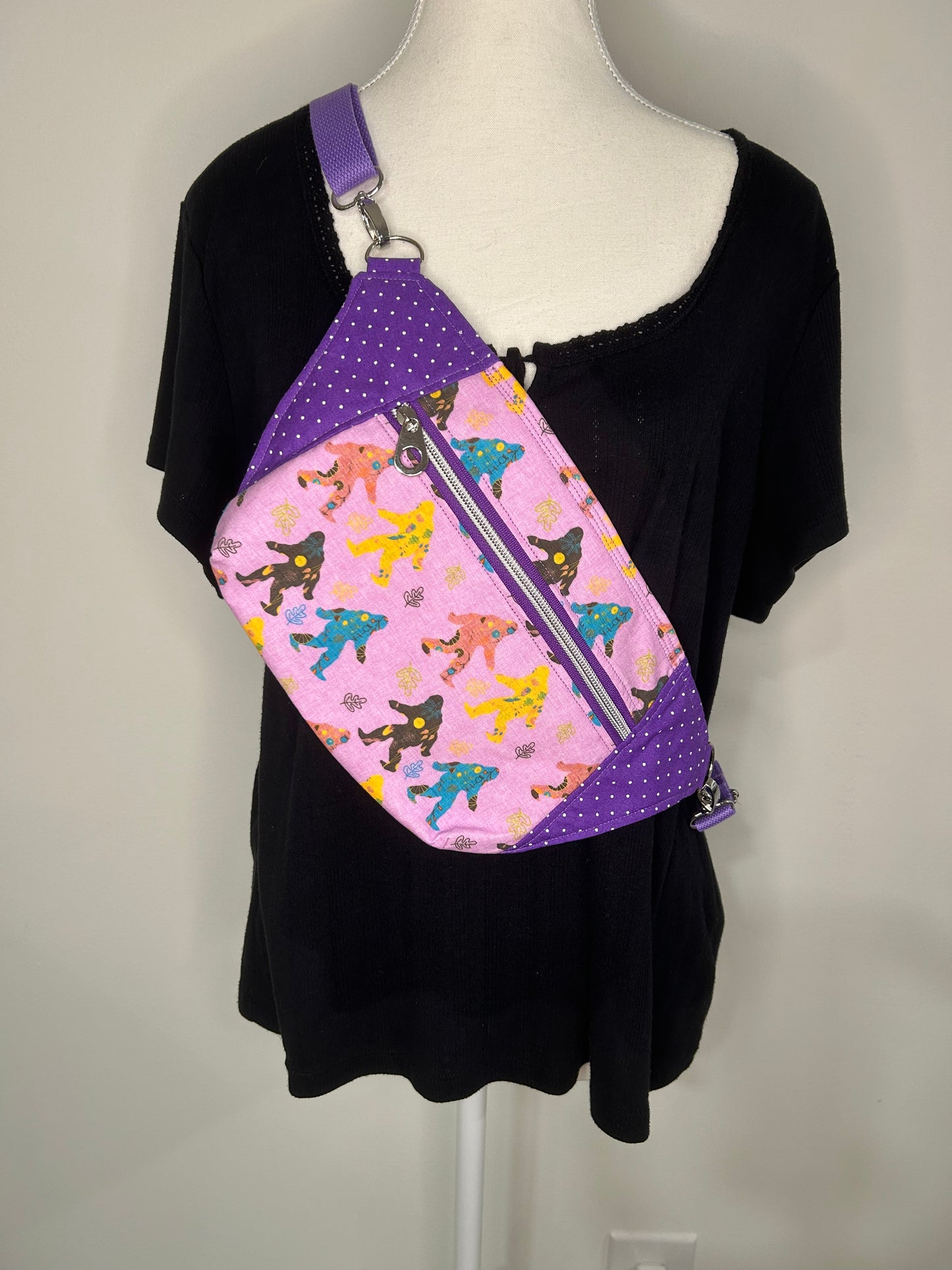 Bigfoot Boogie Dayna Sling Bag