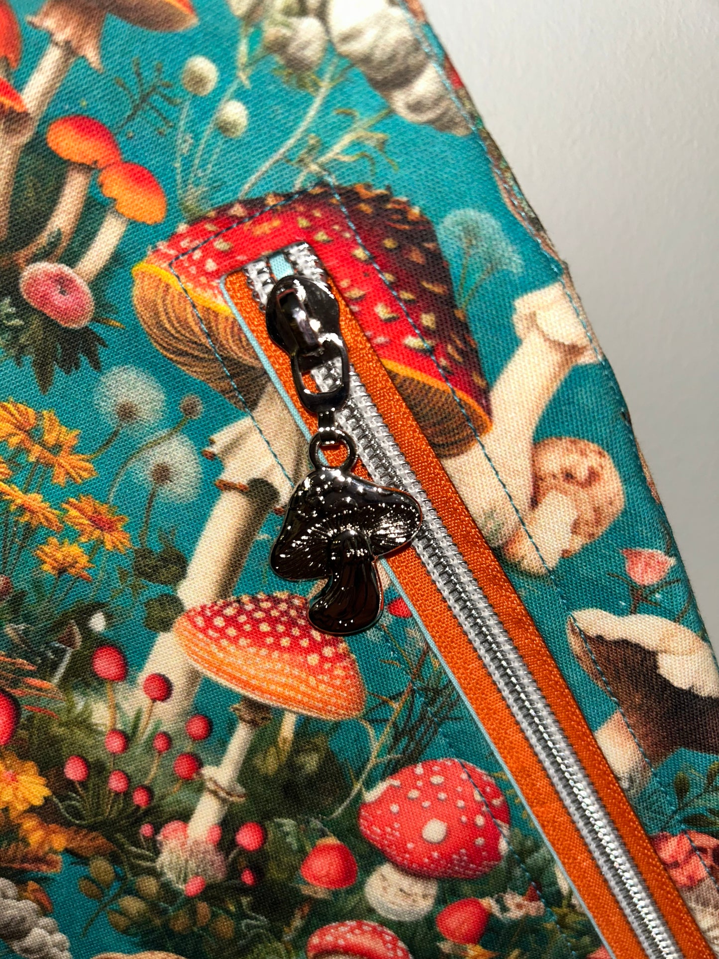 Psychedelic Mushroom Convertible Traveler Bag