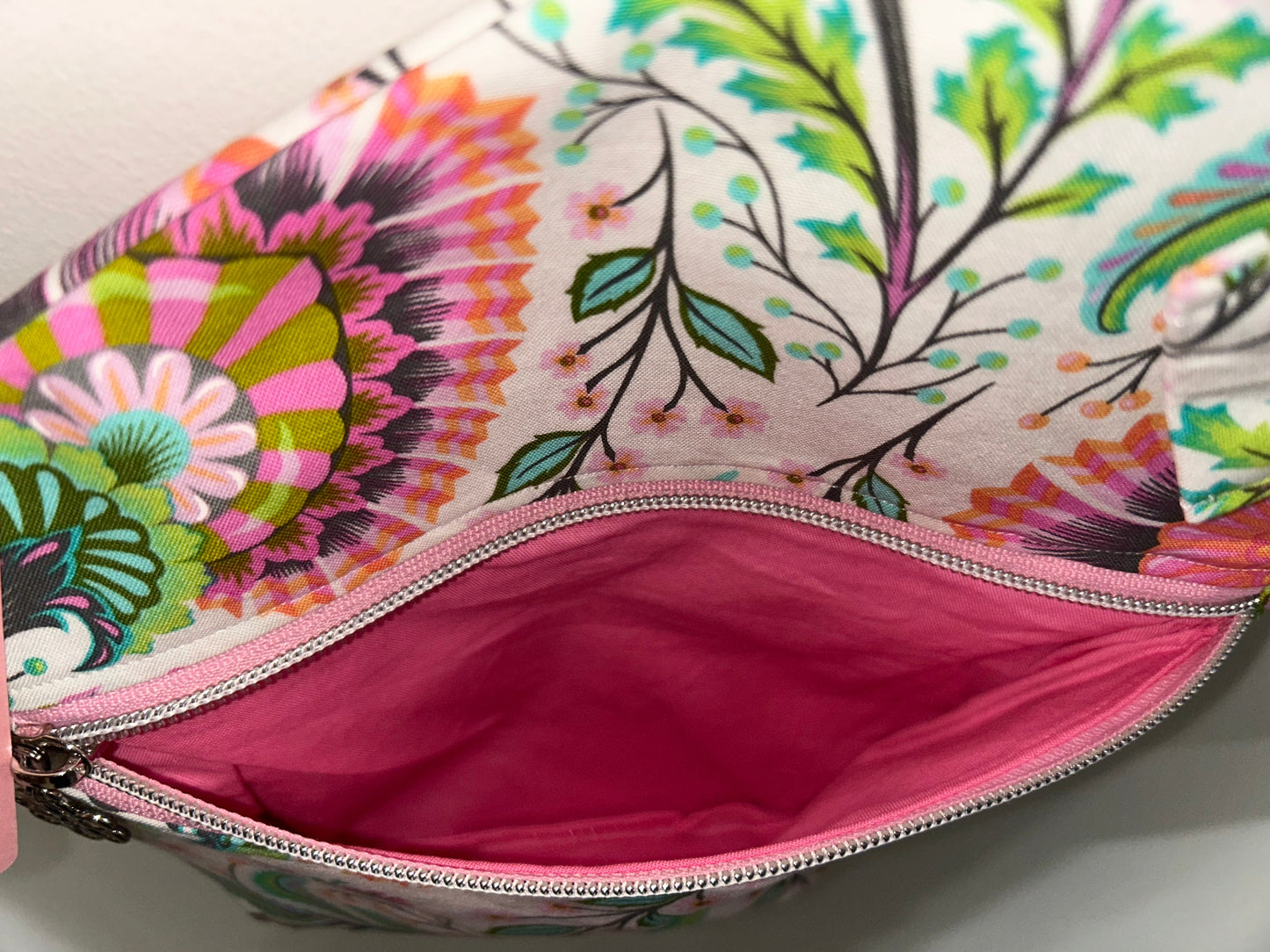 Floral Pterodactyl Convertible Traveler Bag