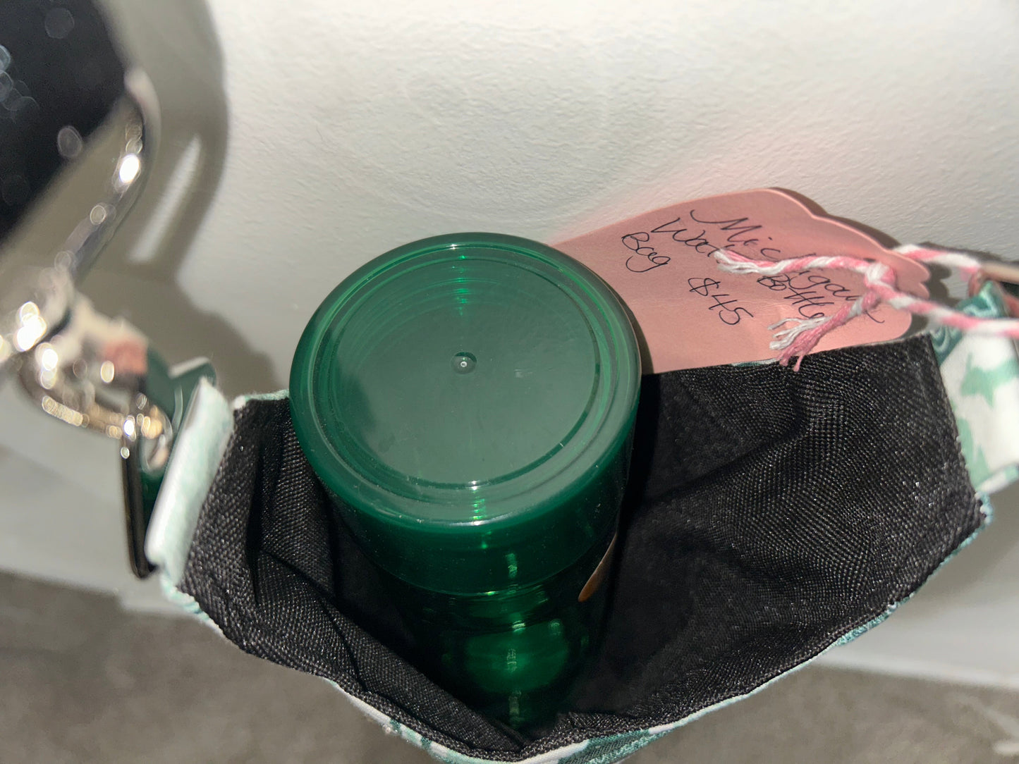 Michigan Lovers Water Bottle Bag