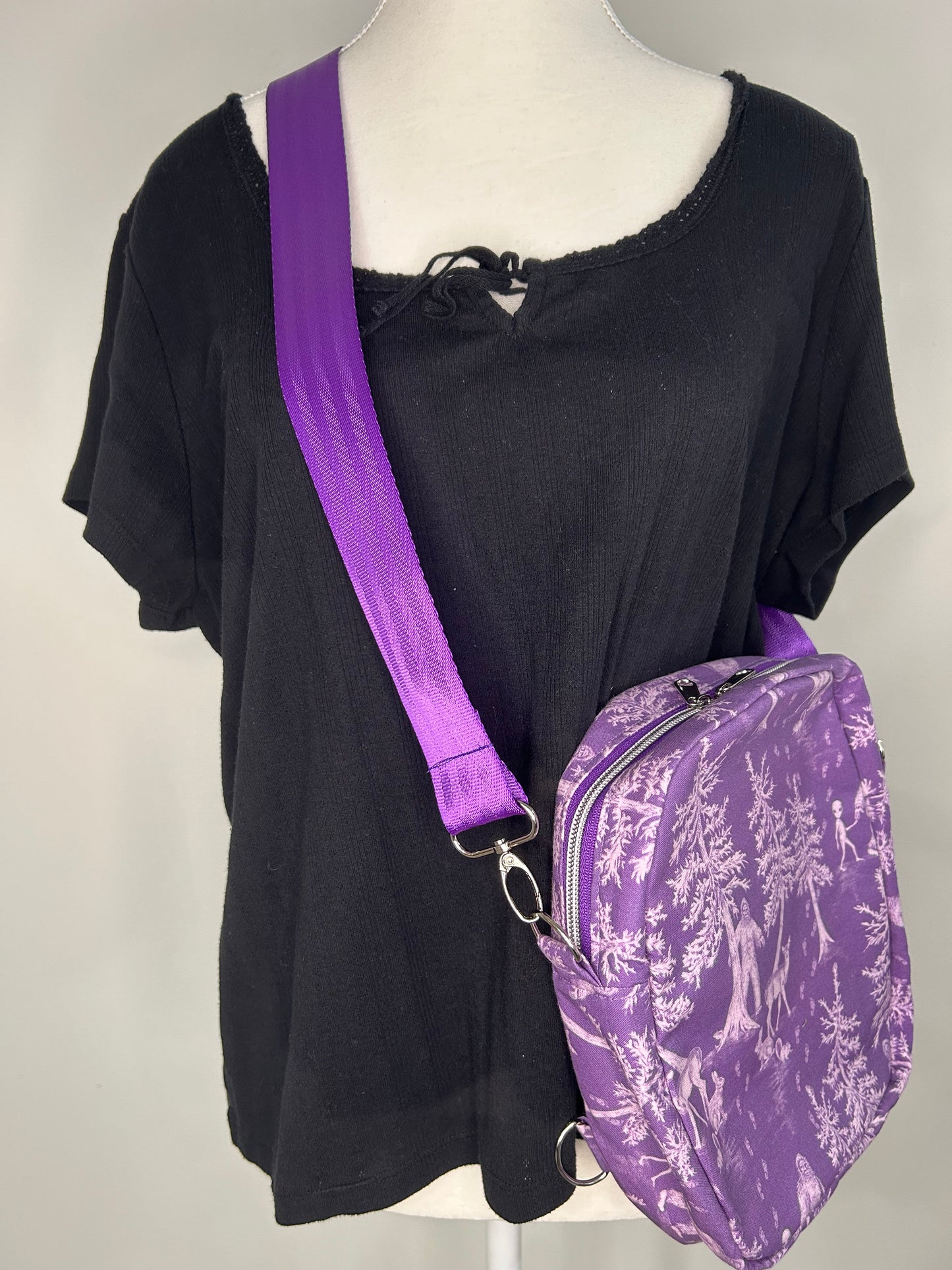 Friends of Bigfoot Convertible Pebble Bag