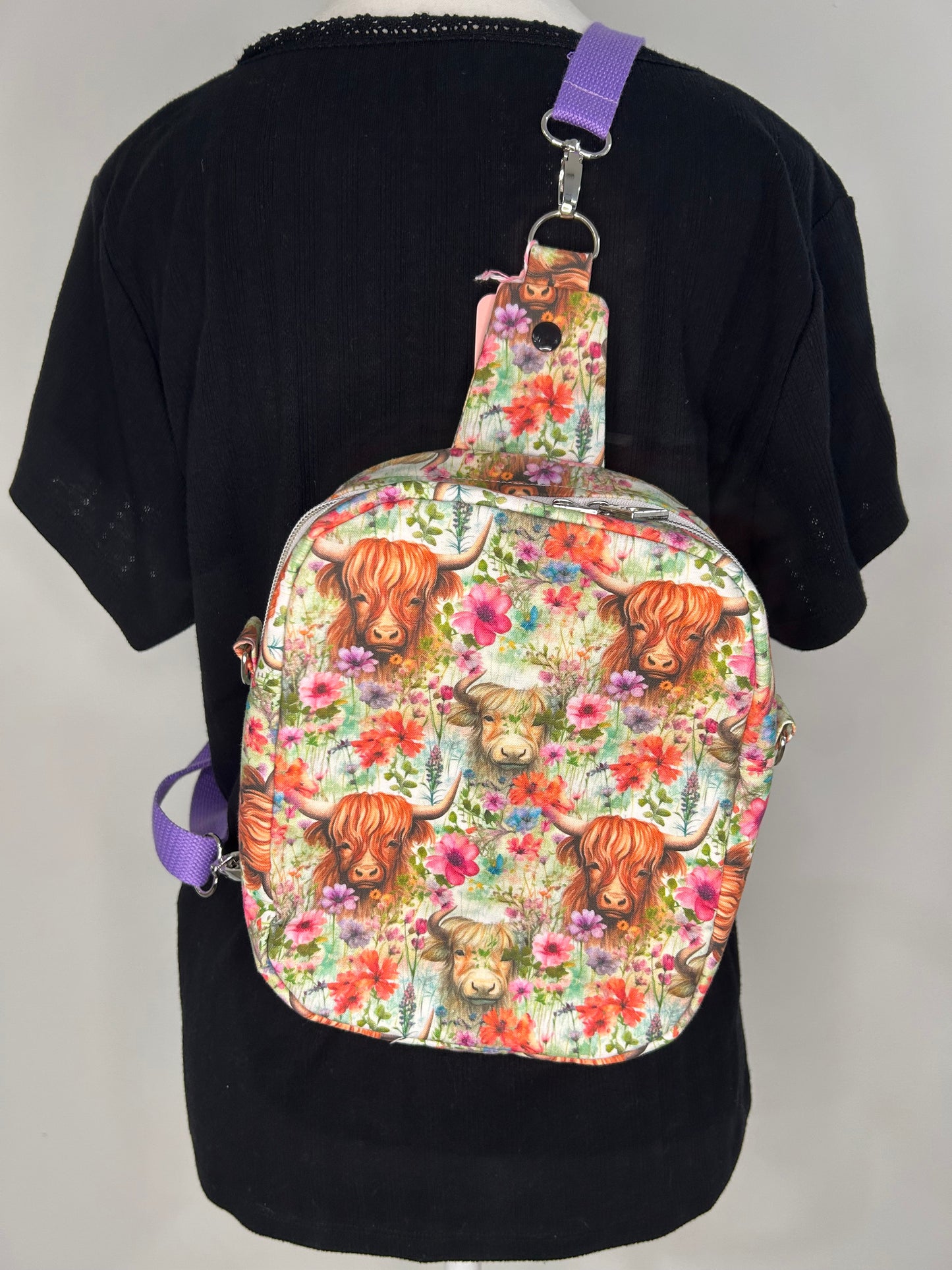 4 in 1 Highland Cow Convertible Pebble Bag