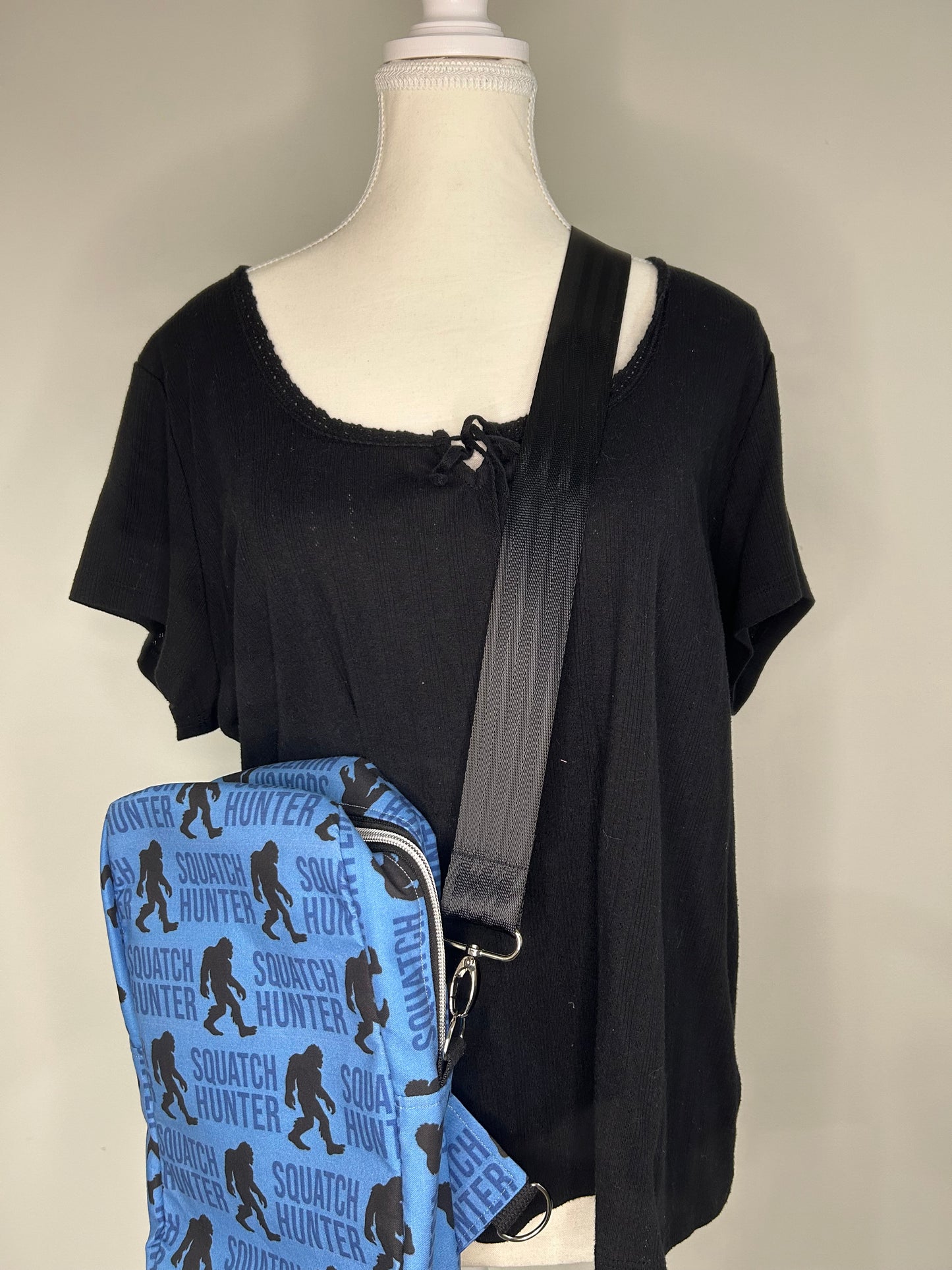 Squatch Hunter Convertible Modern Manda Bag