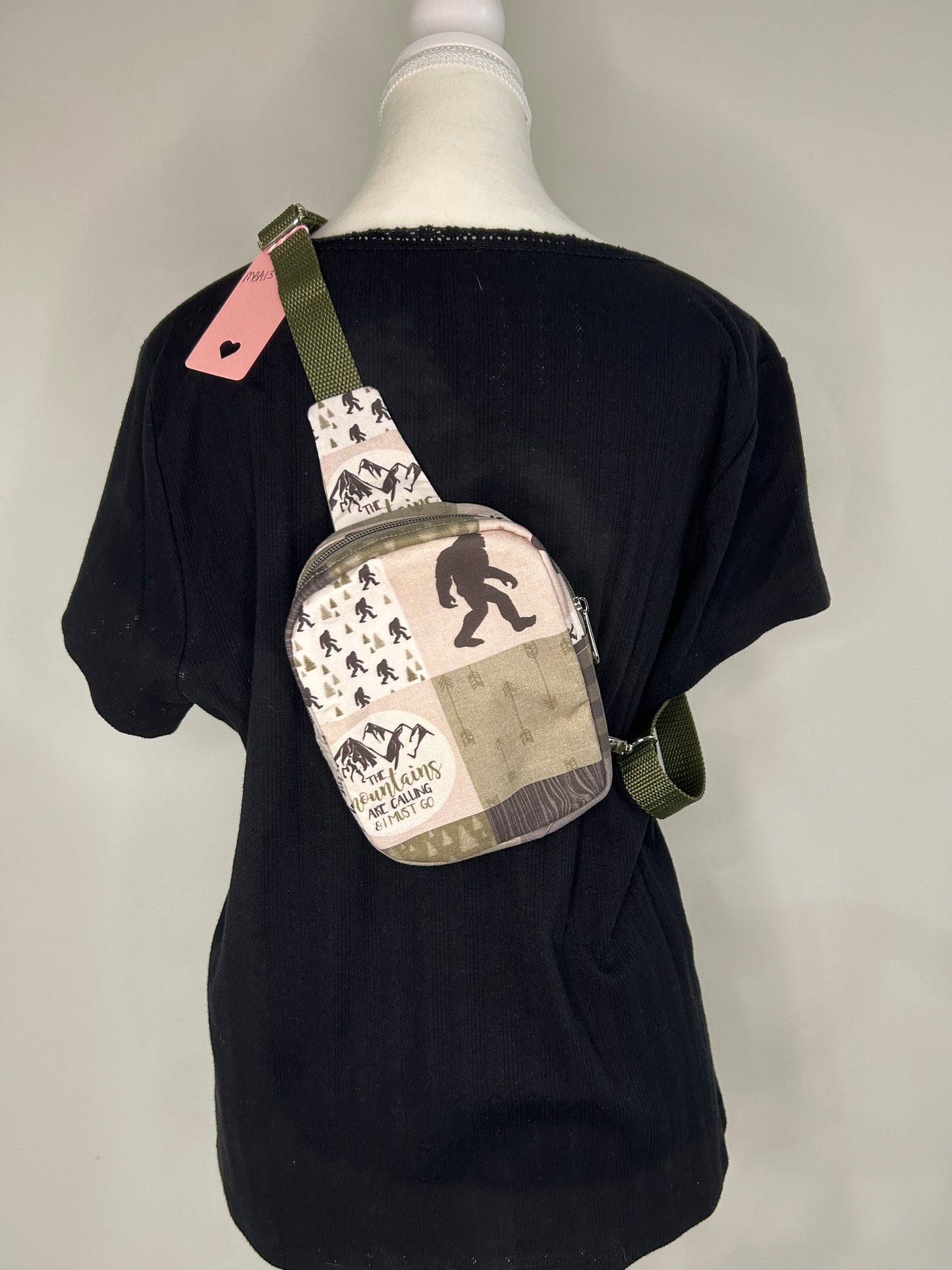 Mountain Bigfoot Andie Sling Bag