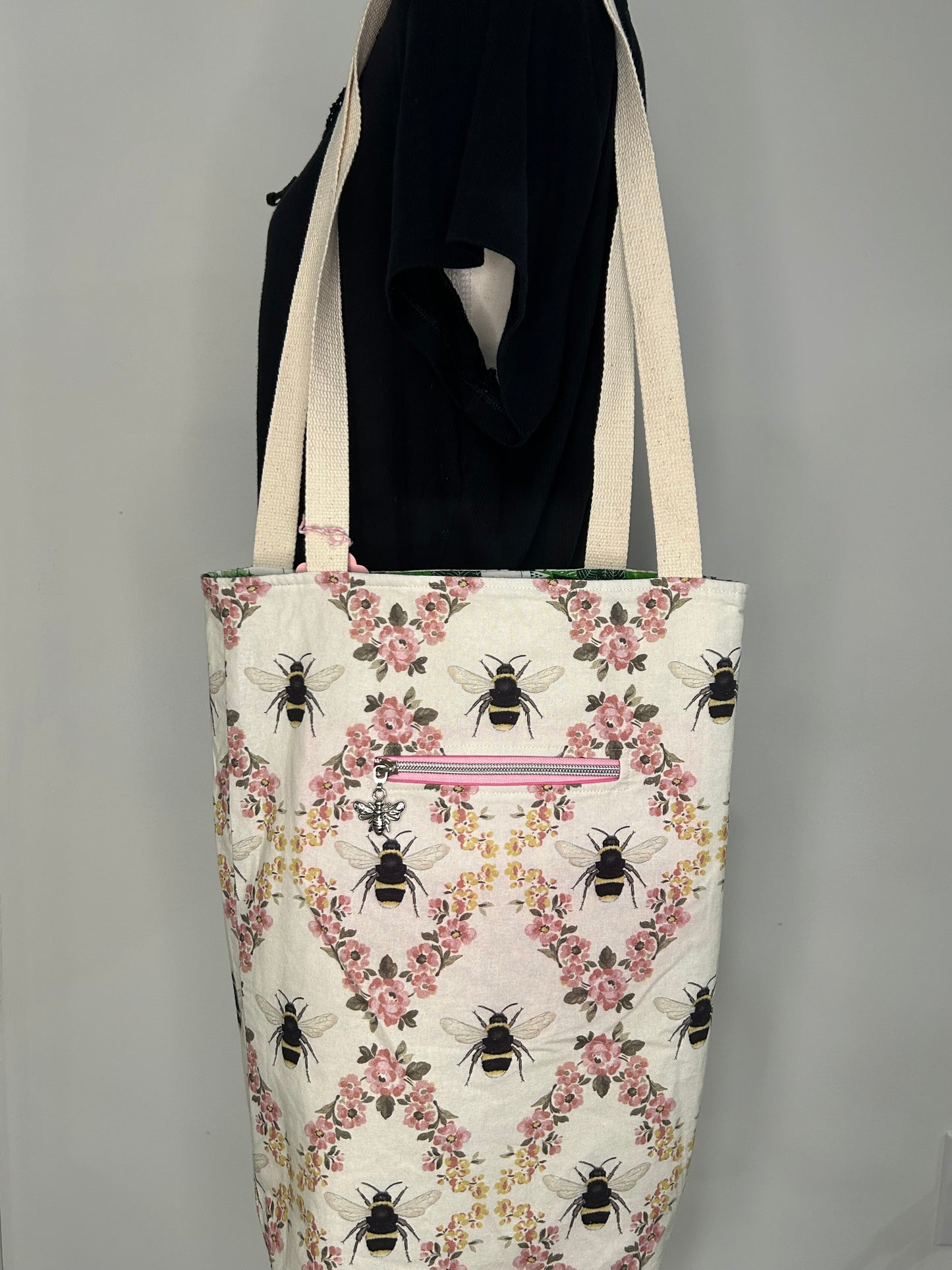 Fully Reversible Christmas & Bee Market Tote