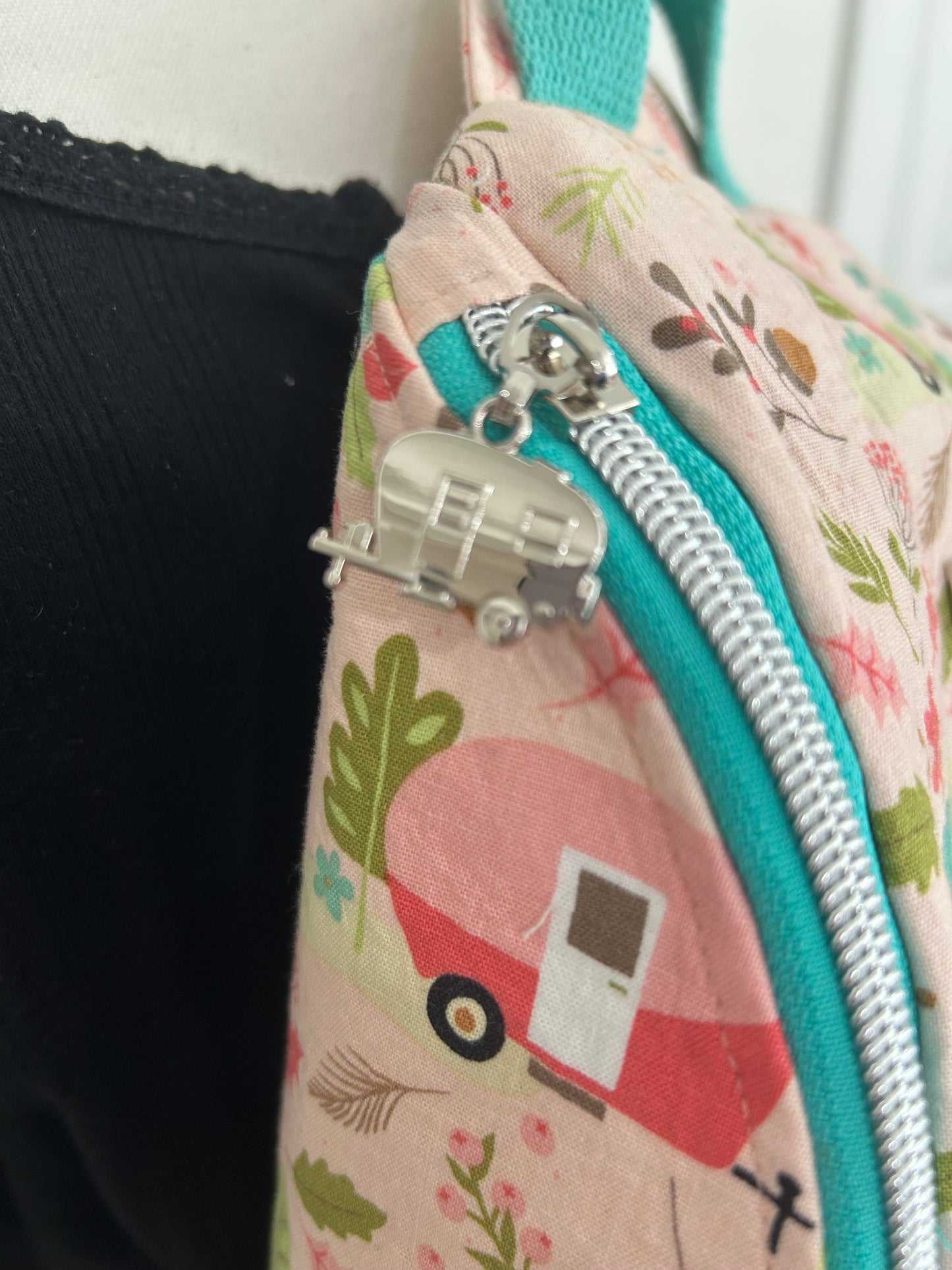Floral Camping Lind Sling Backpack