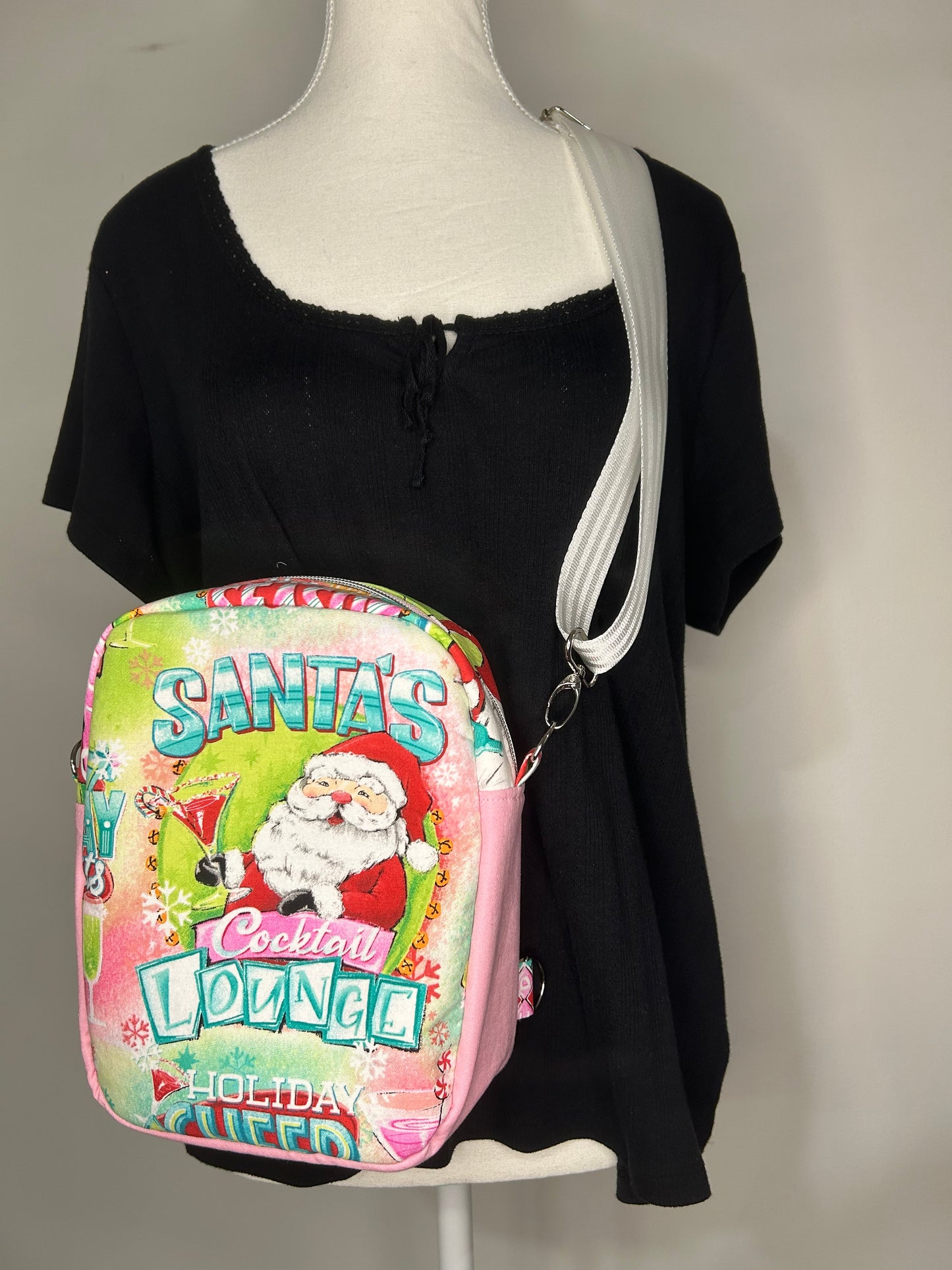 Drunk Santa Convertible Pebble Sling