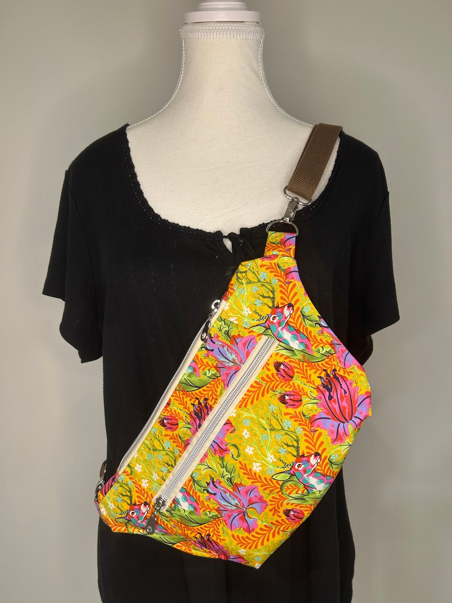 Deer John Dayna Plus Sling or Waist bag