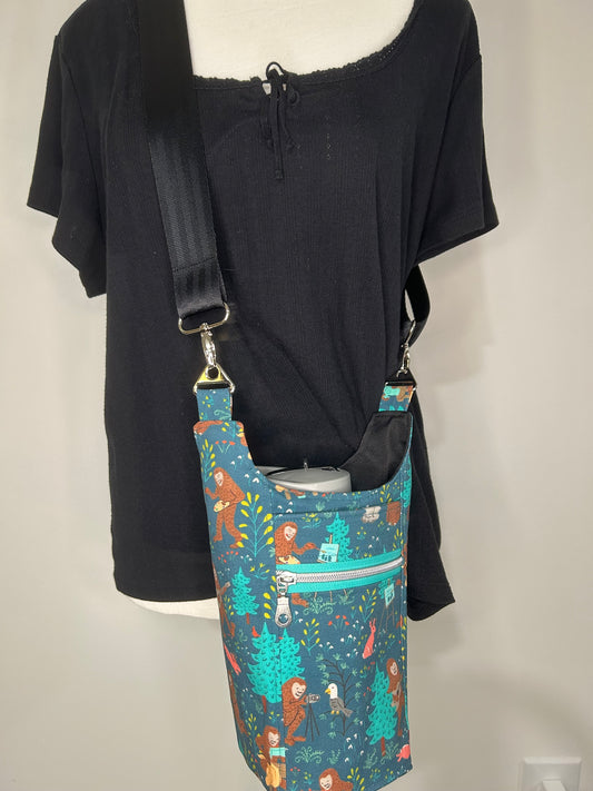 Crafty Bigfoot Water Bottle Bag