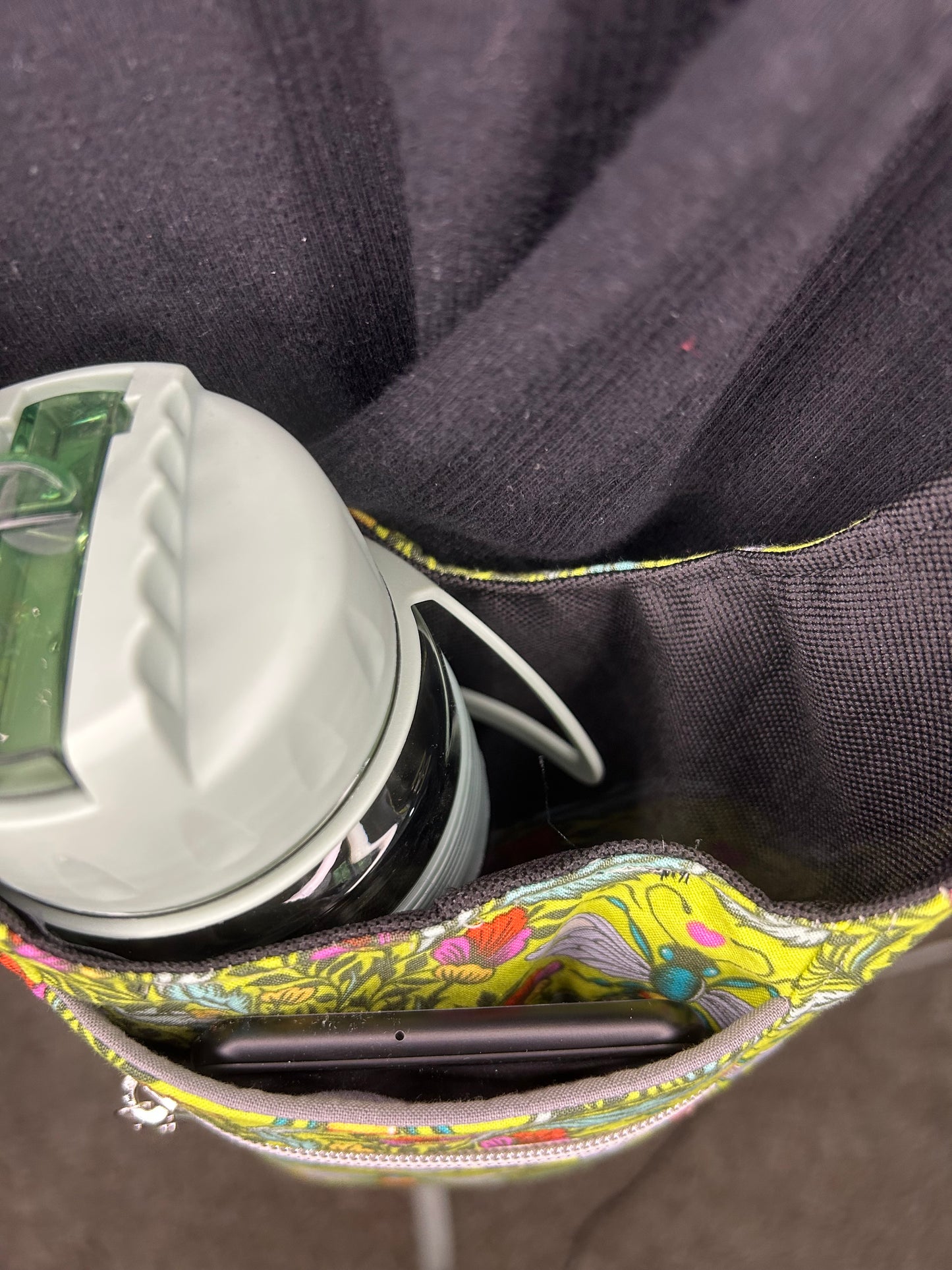 Bee Nice Water Bottle Bag