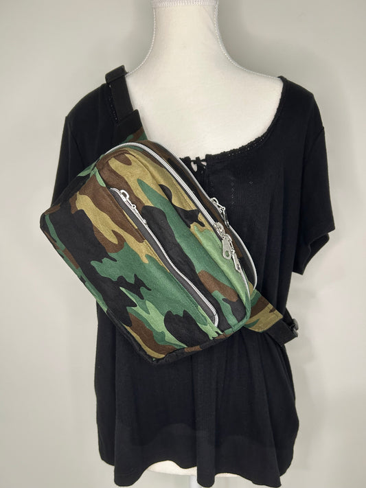 Unisex Camouflage Concealed Carry Sling/Waist Bag
