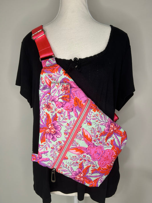 Hippity Hop Traveler Concealed Carry Convertible Crossbody/ Shoulder Bag