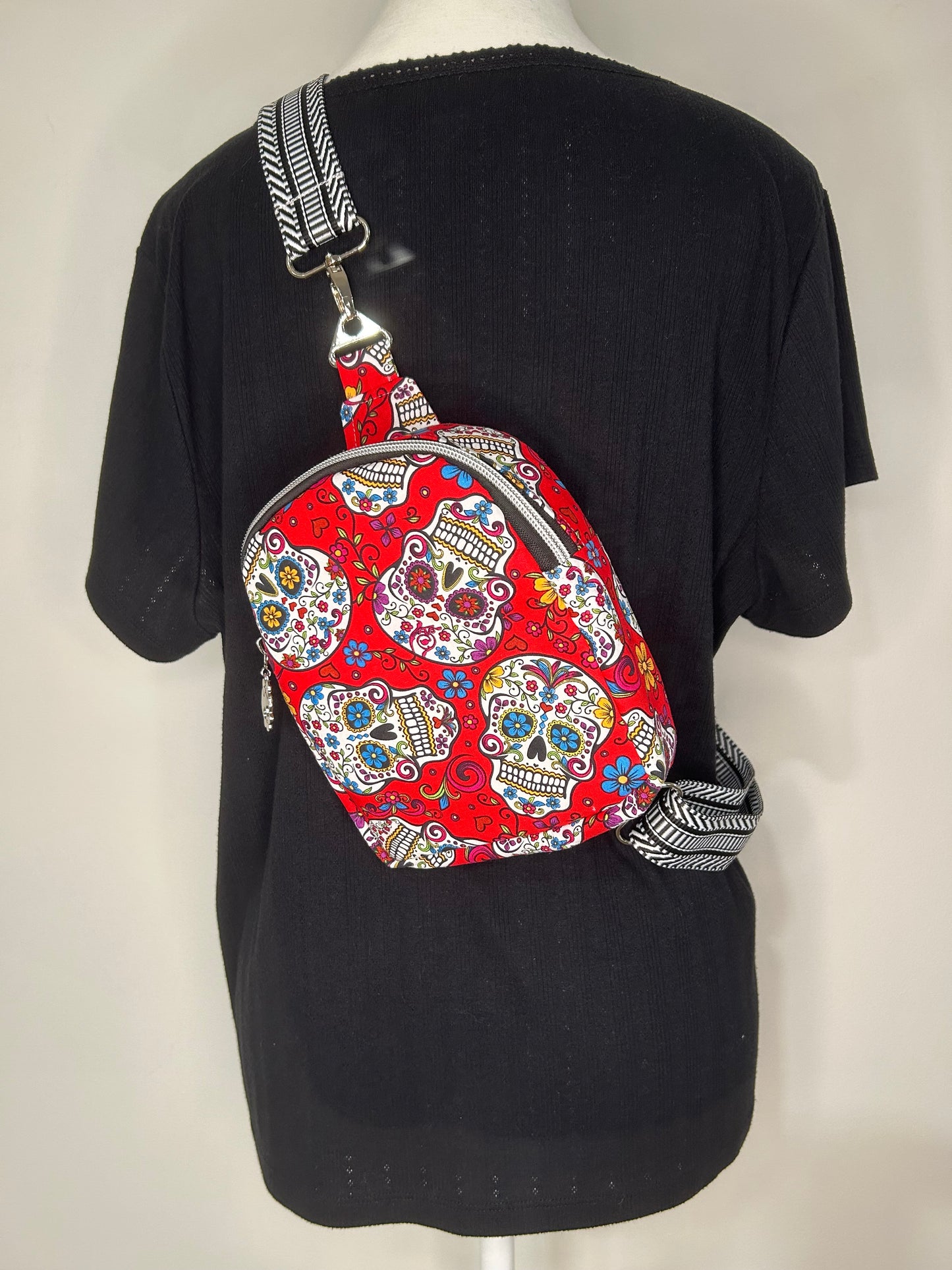 Skull Candy Mav Pack Sling Bag