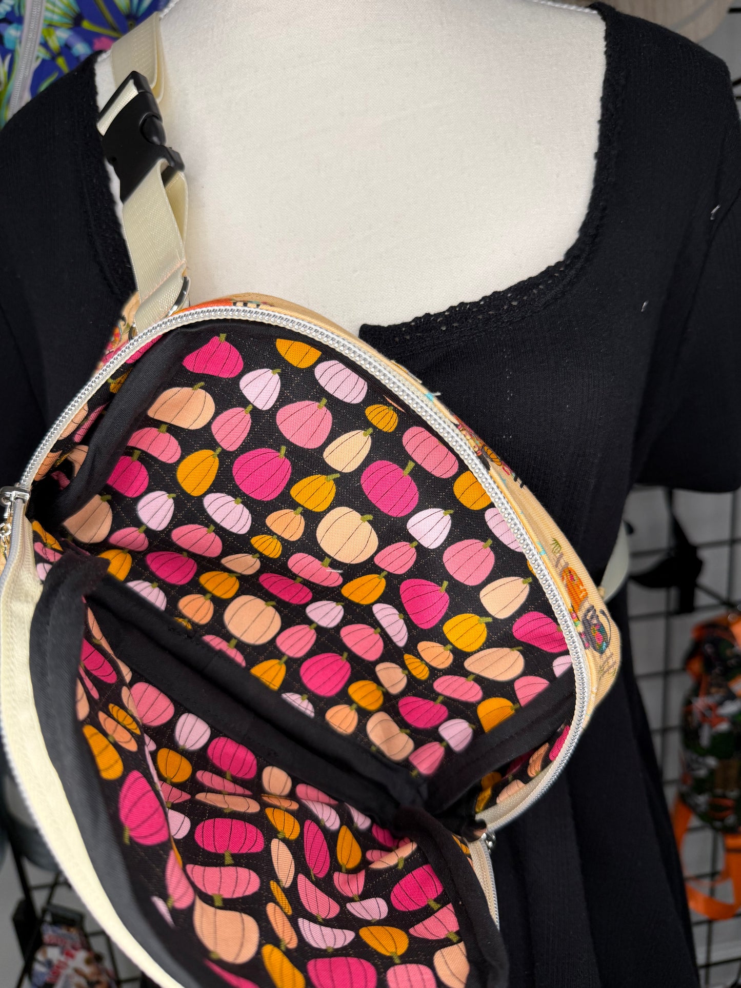 Kitty Loves Candy Small Louie Sling to Waist bag