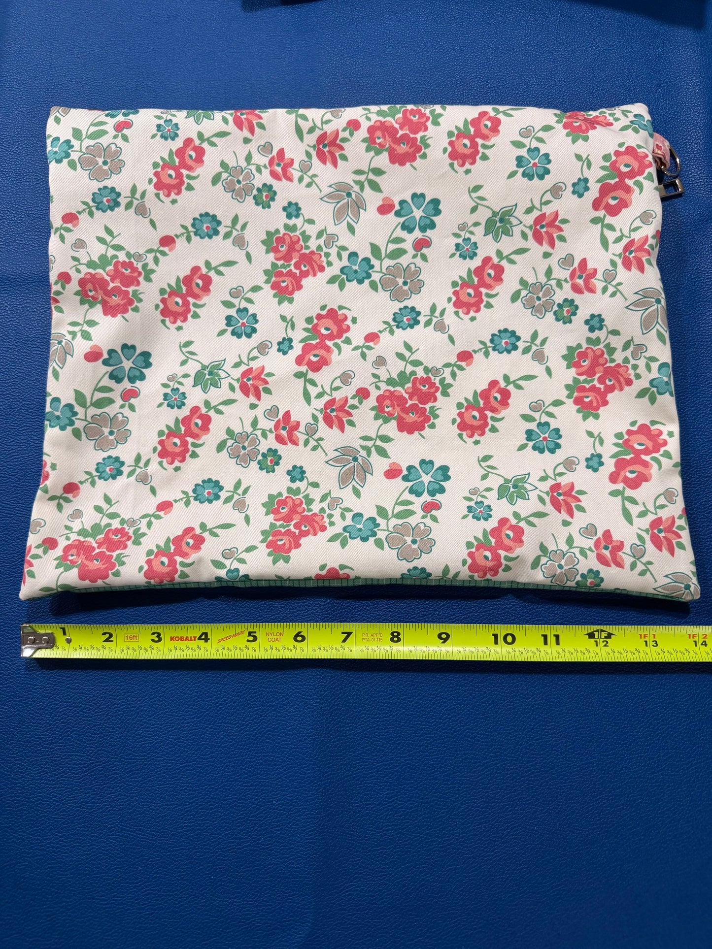 Large Pinwheel Lori Holt Project Bag