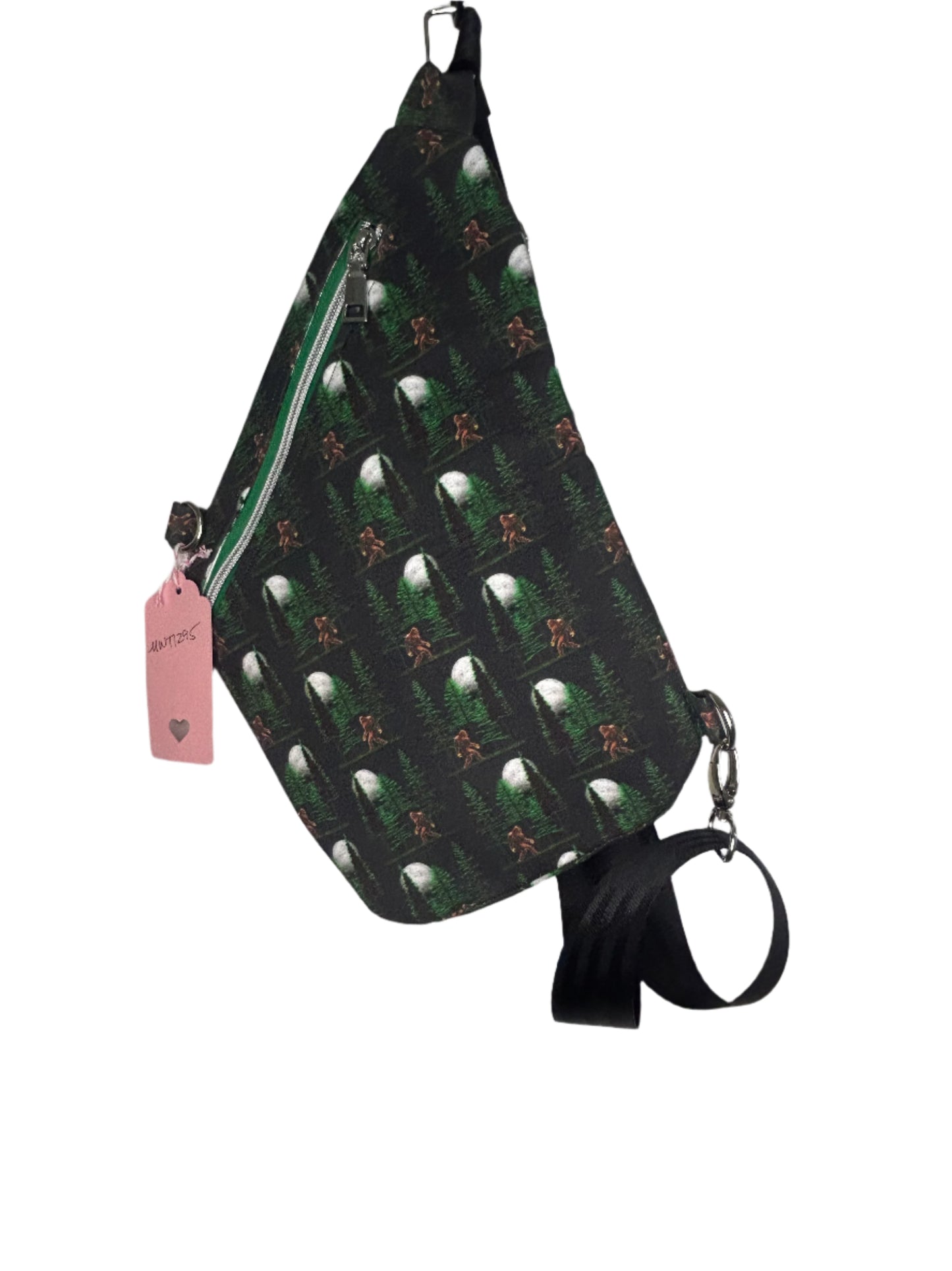 Moonlight Bigfoot Convertible Traveler Bag