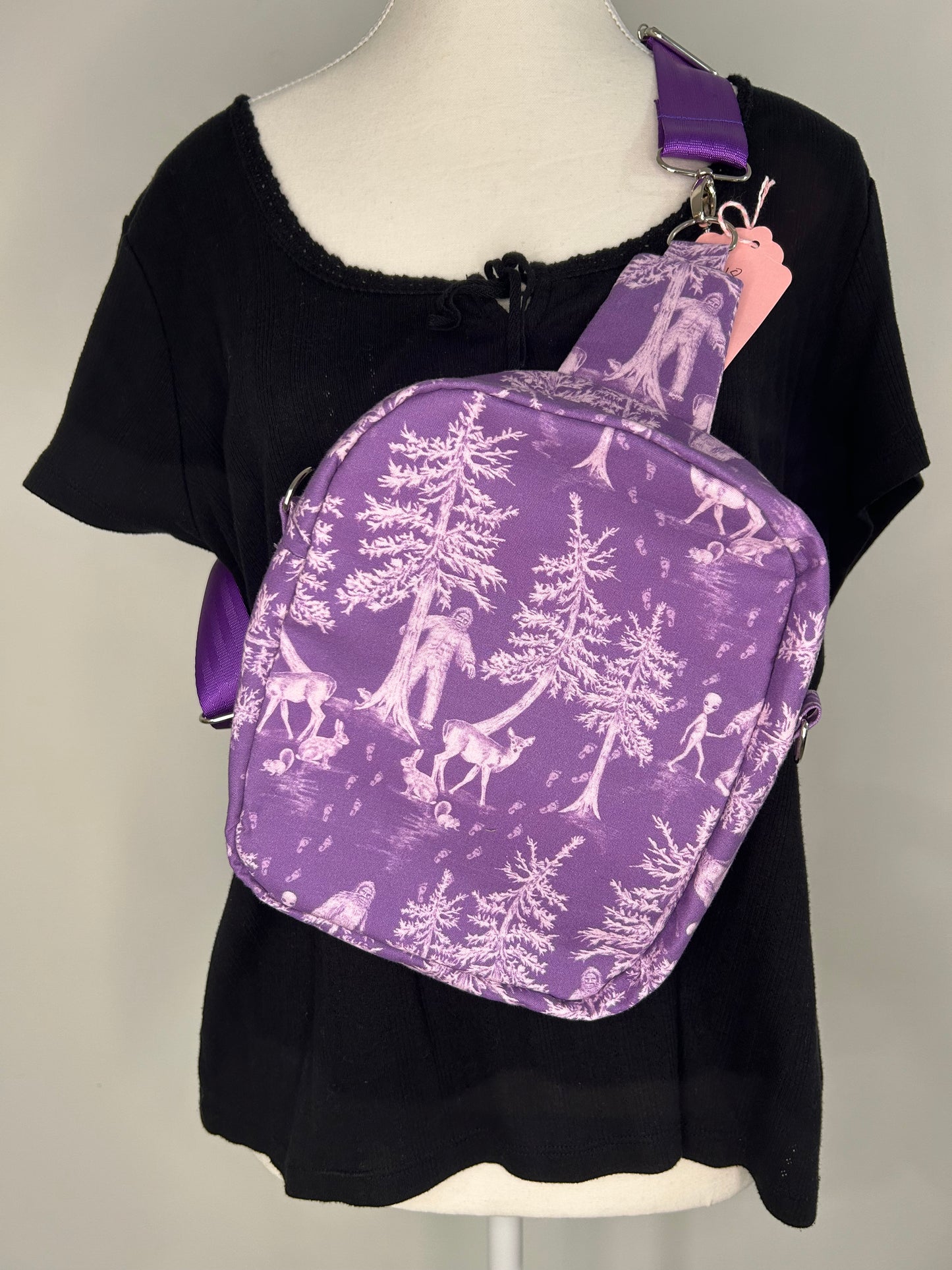 Friends of Bigfoot Convertible Pebble Bag