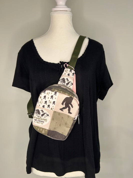 Mountain Bigfoot Andie Sling Bag